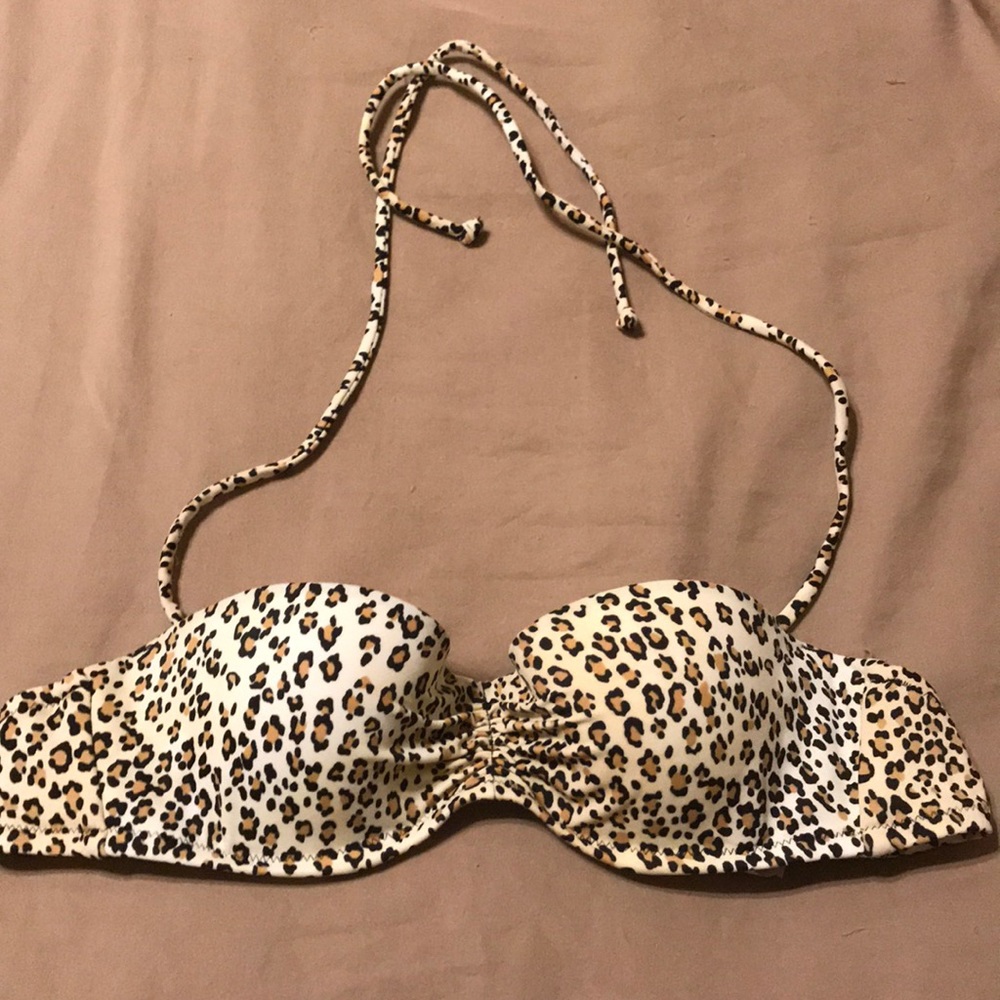 Victoria’s Secret bikini top